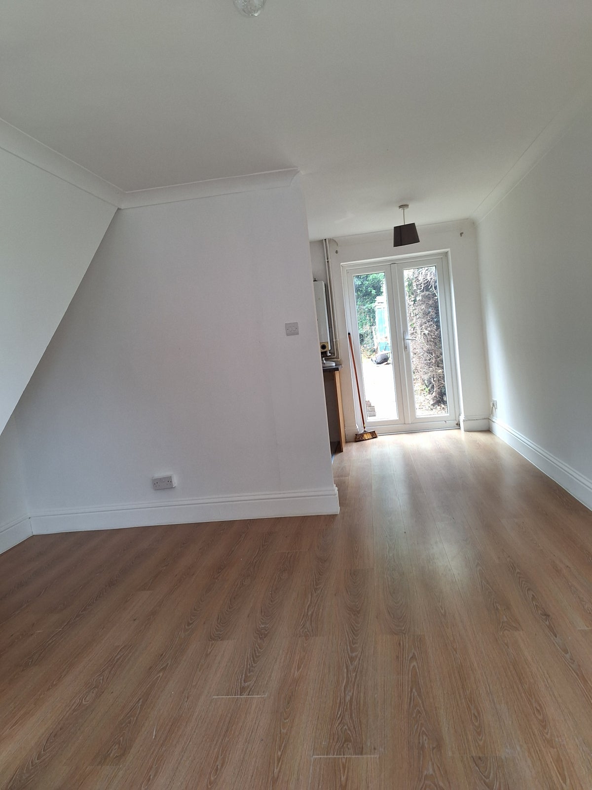 House Benington Close in Luton