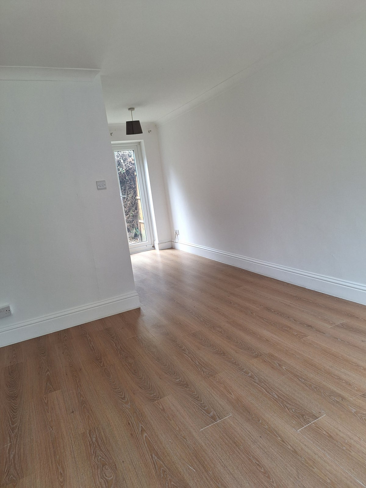 House Benington Close in Luton