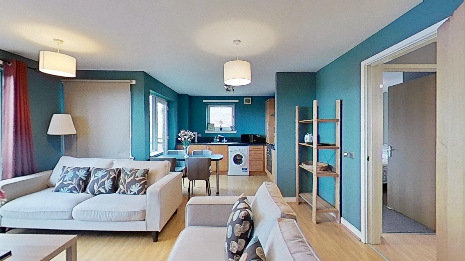 Flat Hawkhill Close in City of Edinburgh