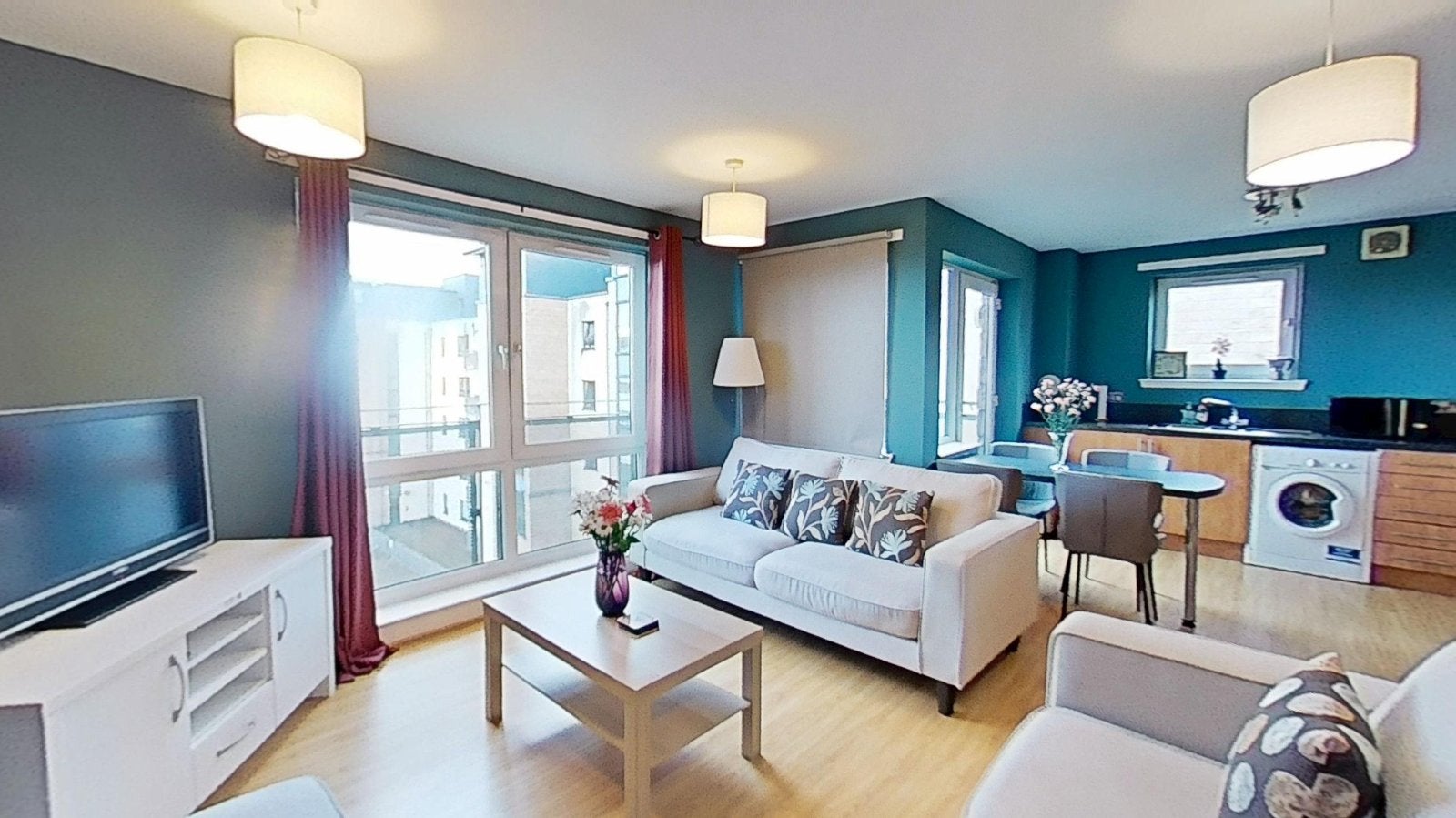 Flat Hawkhill Close in City of Edinburgh