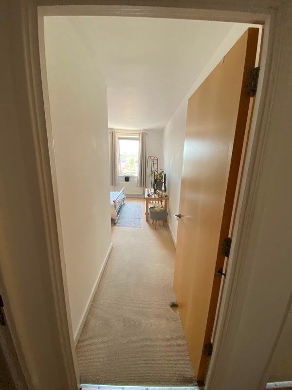 Room Stainsby Road in Greater London