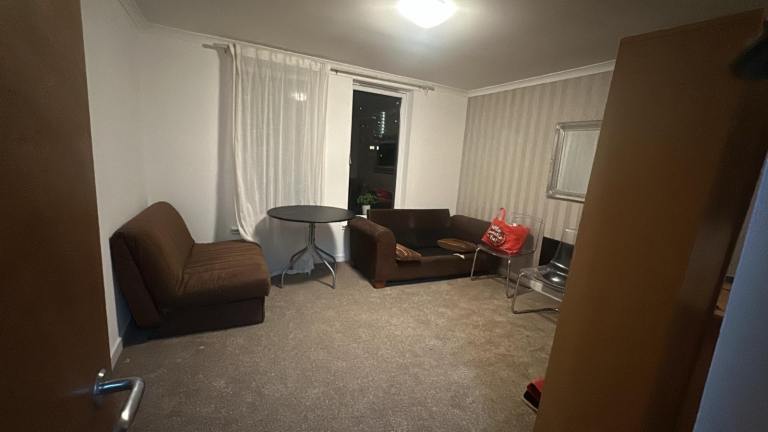 Room Maberly Street in Aberdeen City