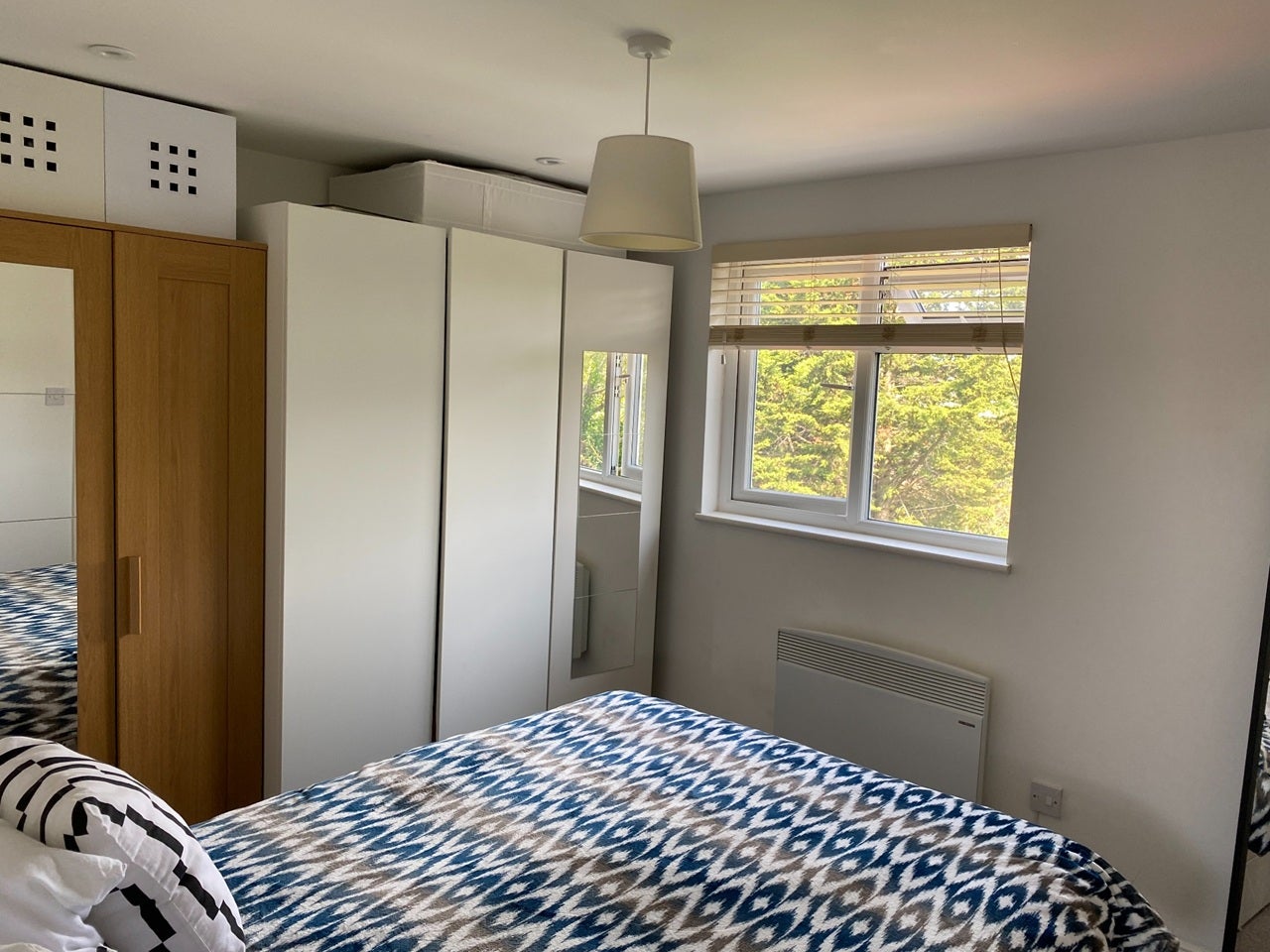 Flat Argyle Road in Greater London