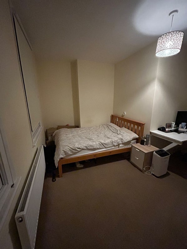 Room Rhoda Street in Greater London