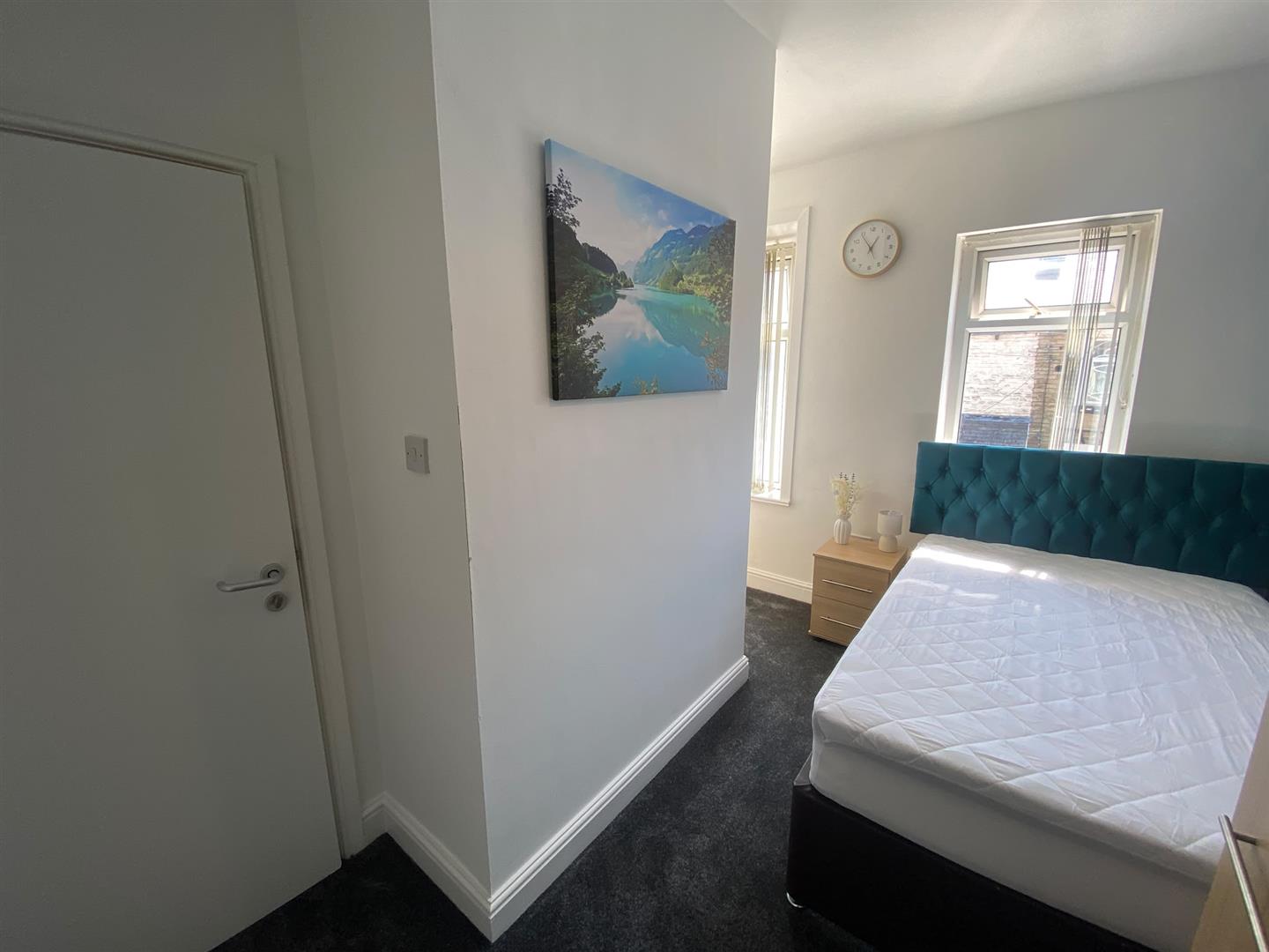 Room Prestwich Street in Burnley