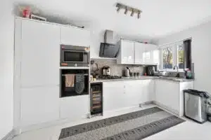 House Kensington Avenue in Greater London