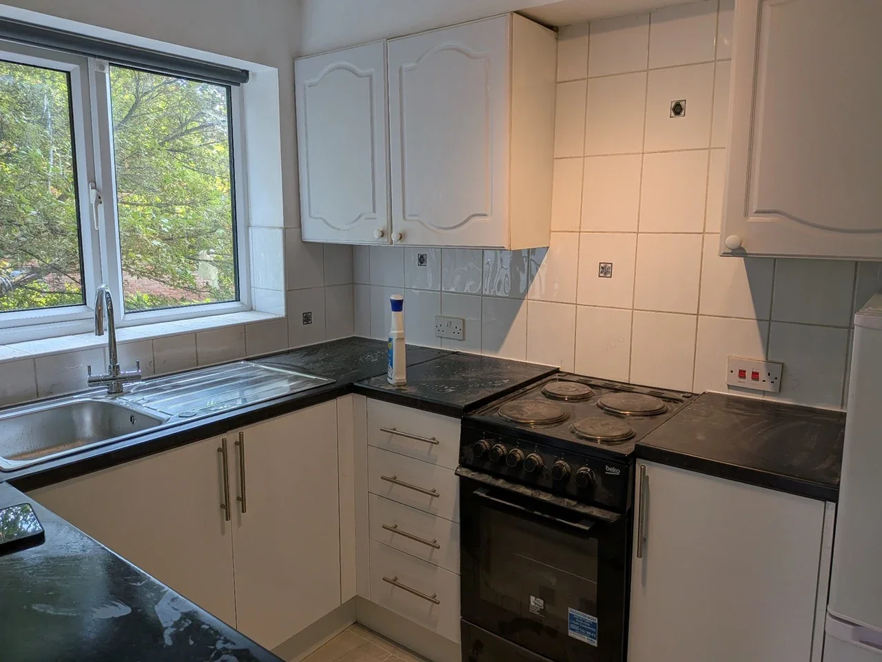 Flat Northumberland Road in Greater London