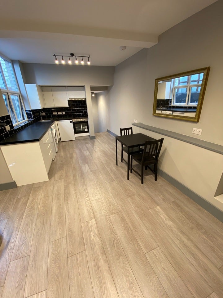 Flat North End Road in Greater London