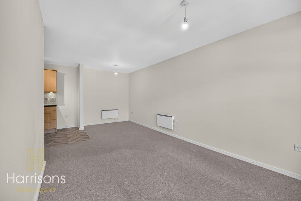 Flat Astley Brook Close in Bolton