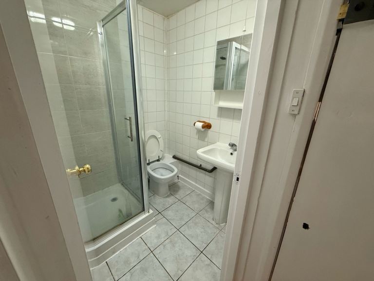 Flat Alexandria Road in Greater London