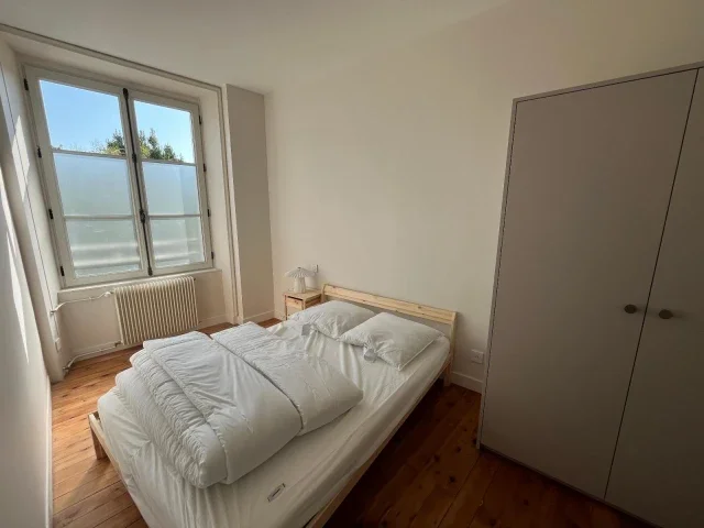 Room Rue Rabelais in Angers