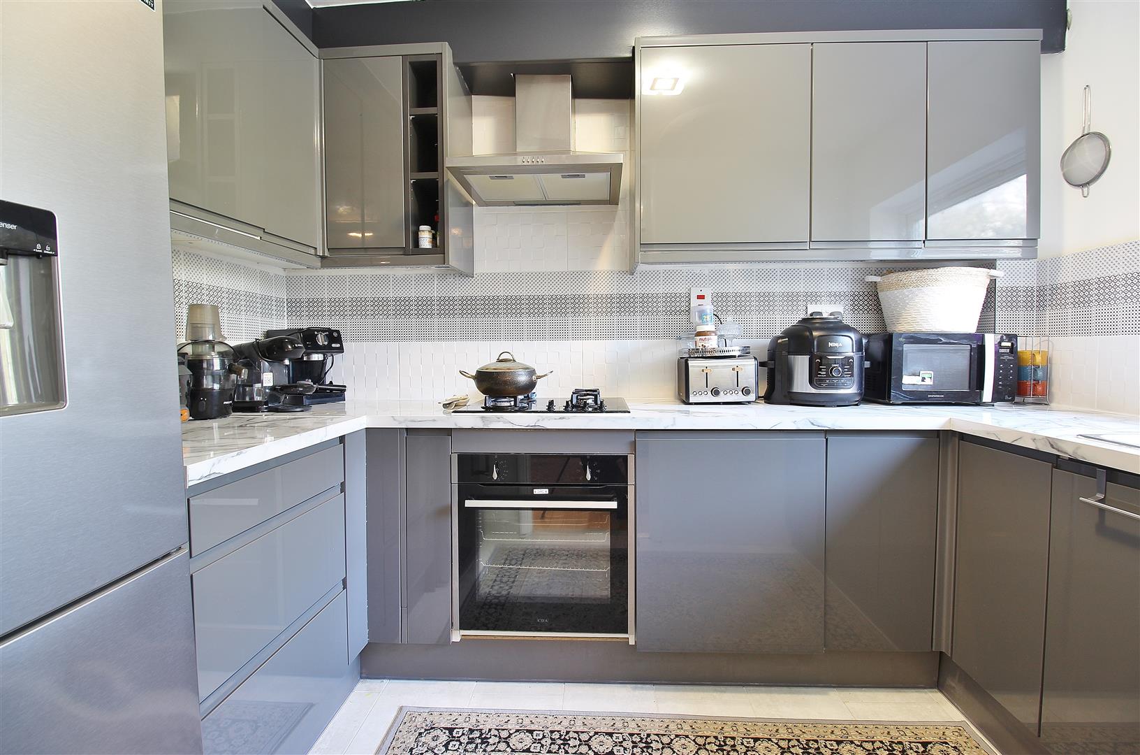 Flat Deborah Close in Greater London