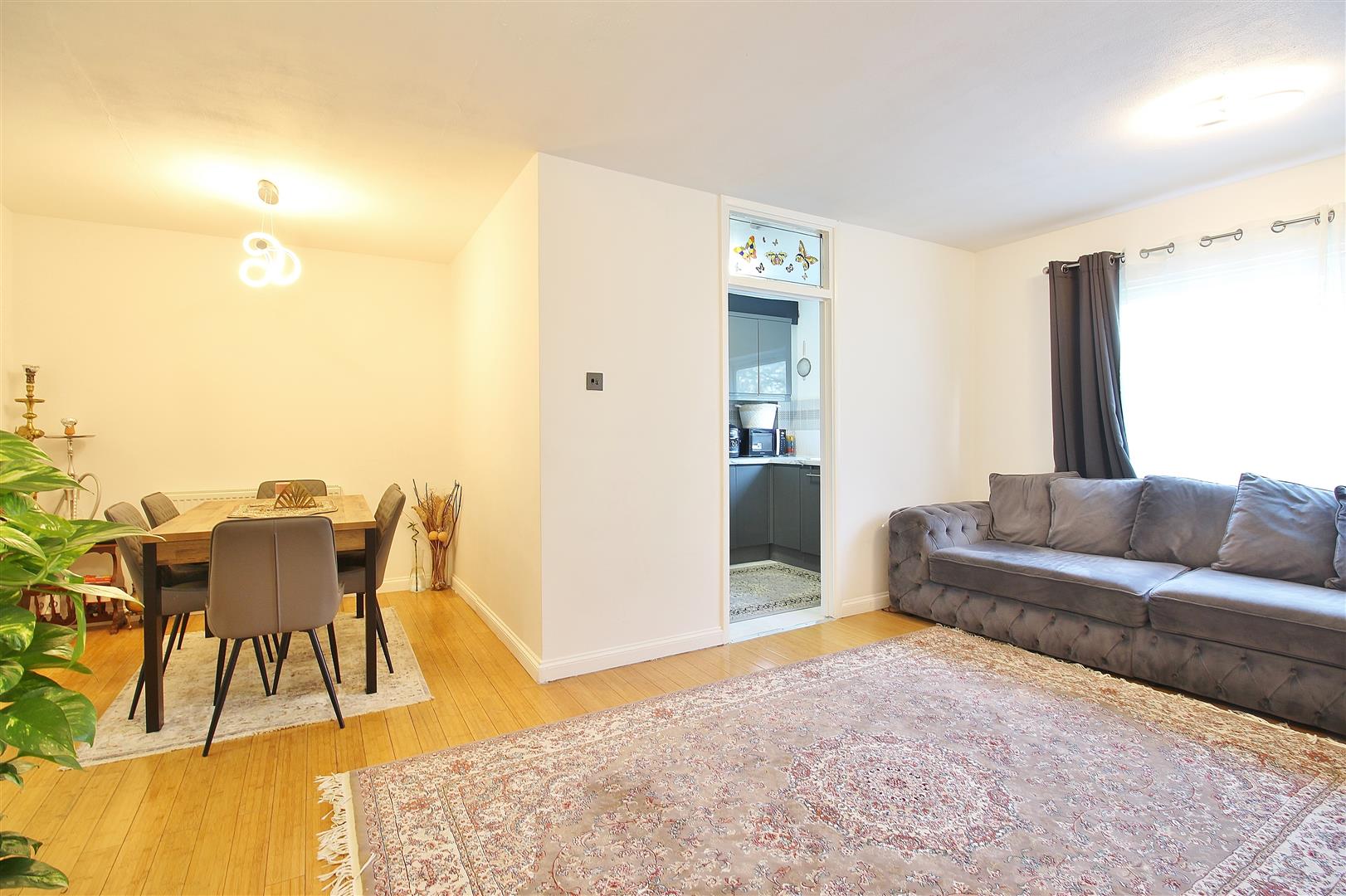 Flat Deborah Close in Greater London