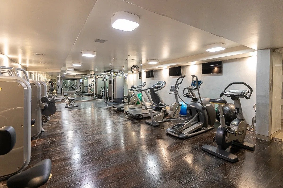 Flat Lancaster Gate in City of Westminster