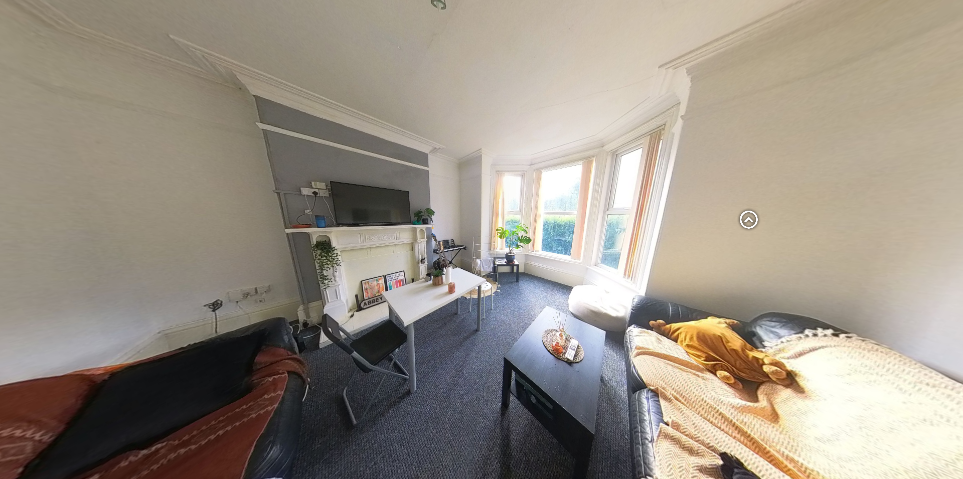 Flat Kirkstall Road in Leeds