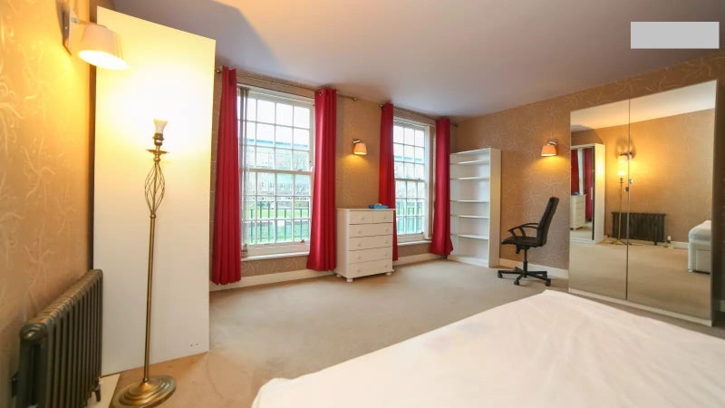 Room Hastings Street in Greater London