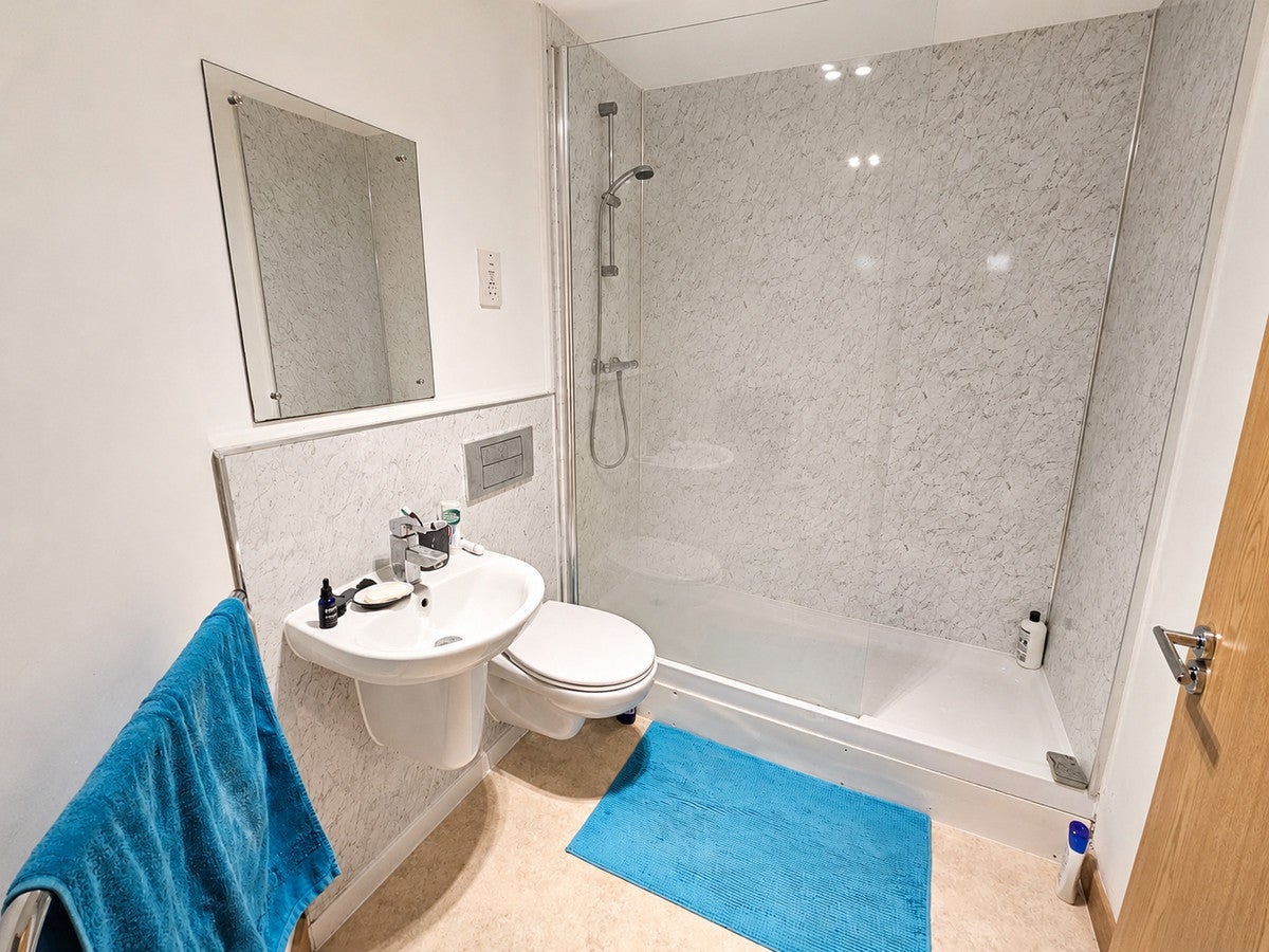Flat Heia Wharf in Colchester