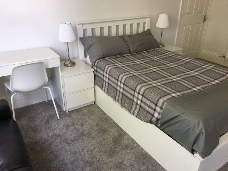 Room Clapham Terrace in Royal Leamington Spa