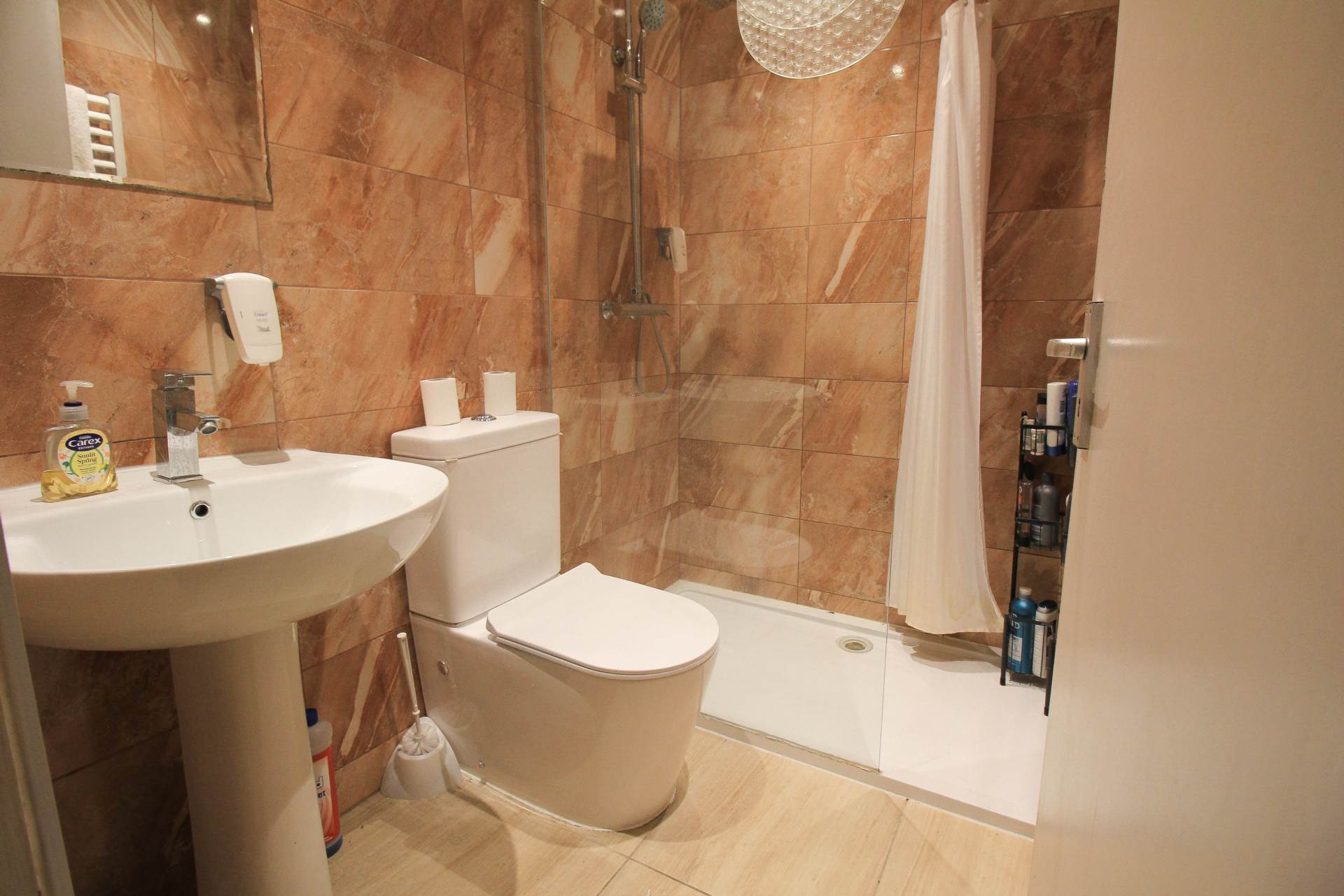 Room Walliscote Road in Weston-super-Mare