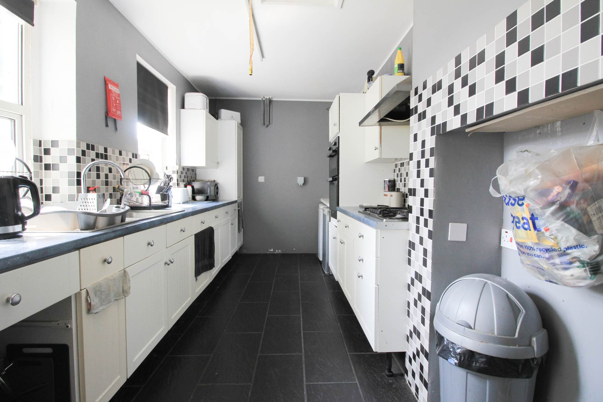 Room Walliscote Road in Weston-super-Mare