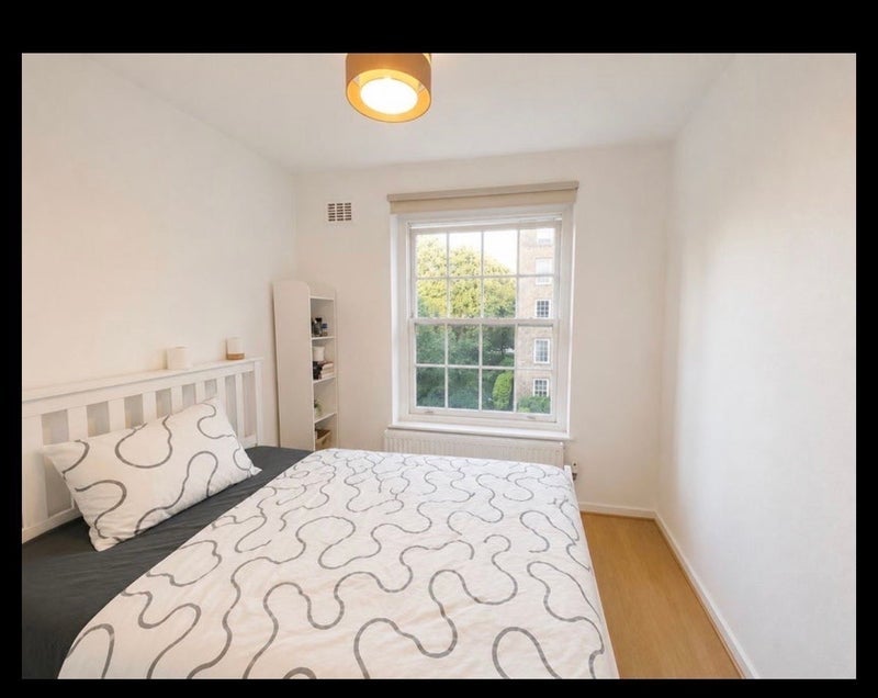 Flat Kennington Park Road in Greater London