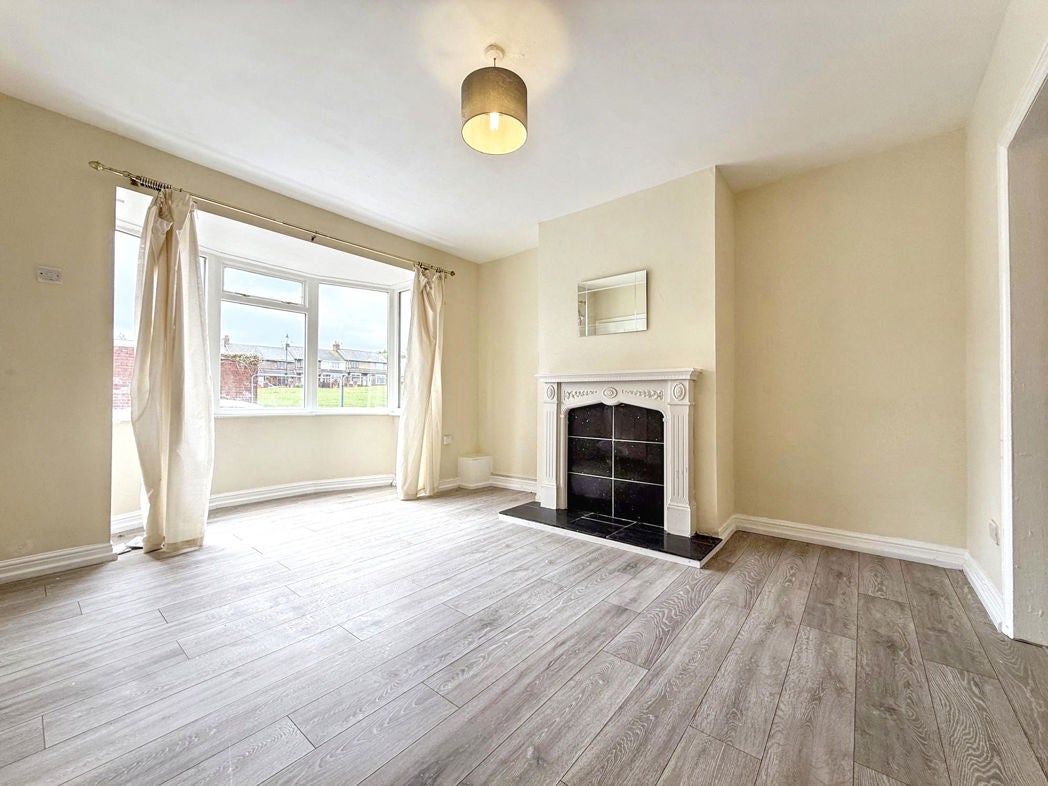 Flat Seaside Lane in Easington Colliery