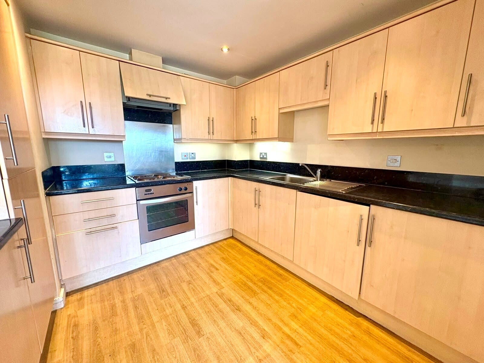 Flat Marsden Road in Bolton