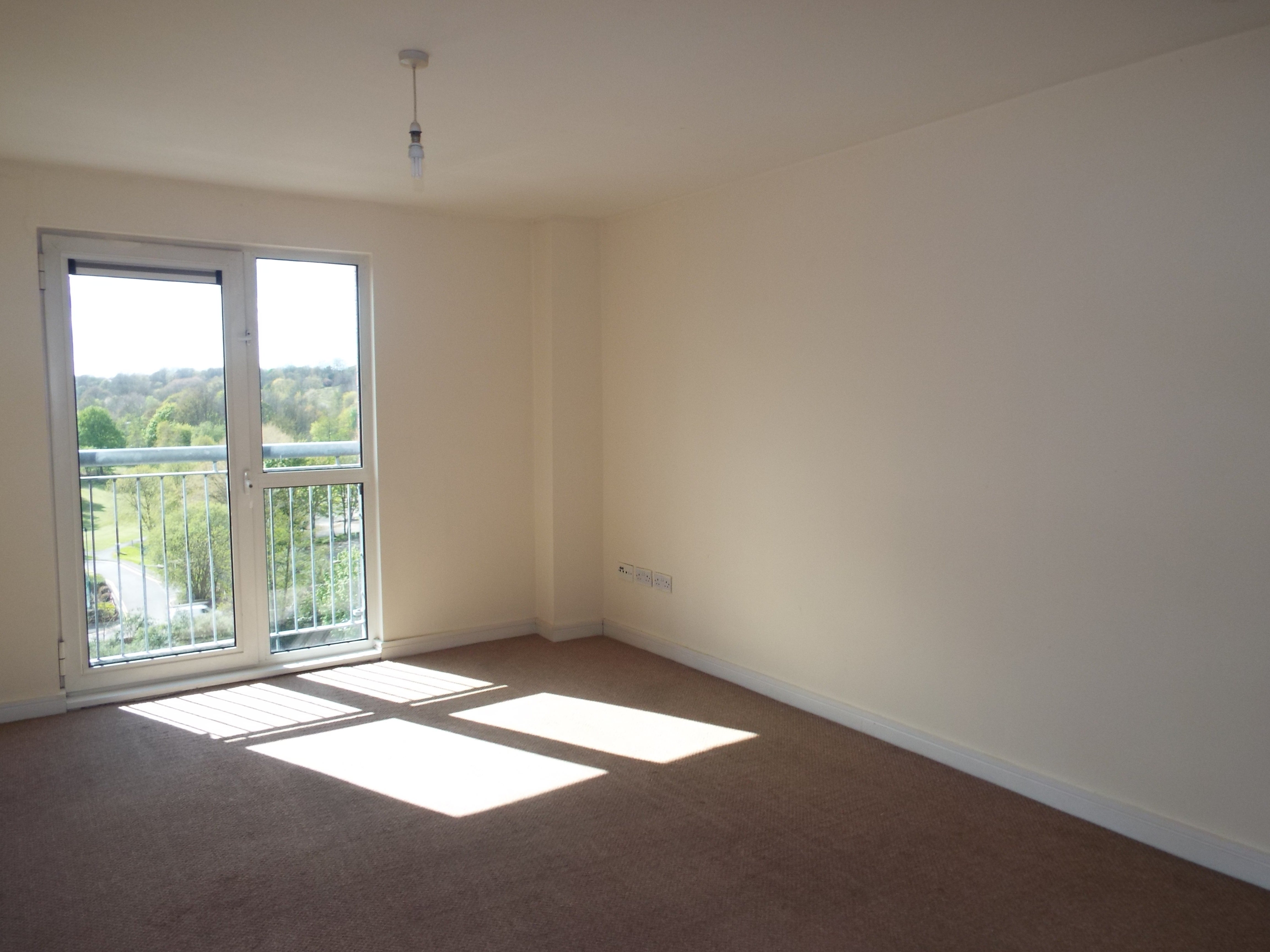 Flat Marsden Road in Bolton