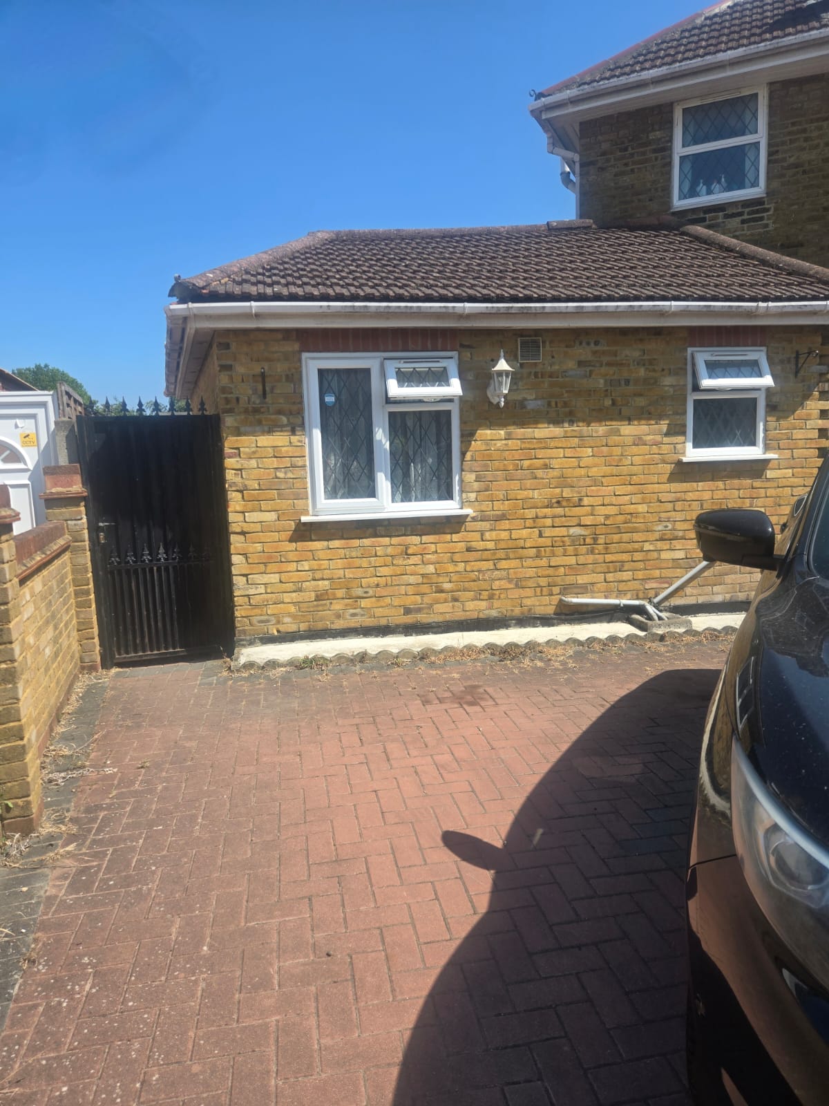 Flat North Avenue in Greater London