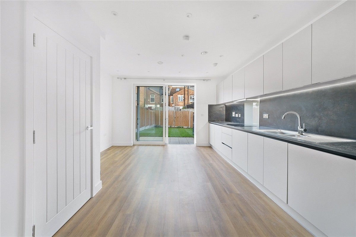 House Pinder Road in Greater London