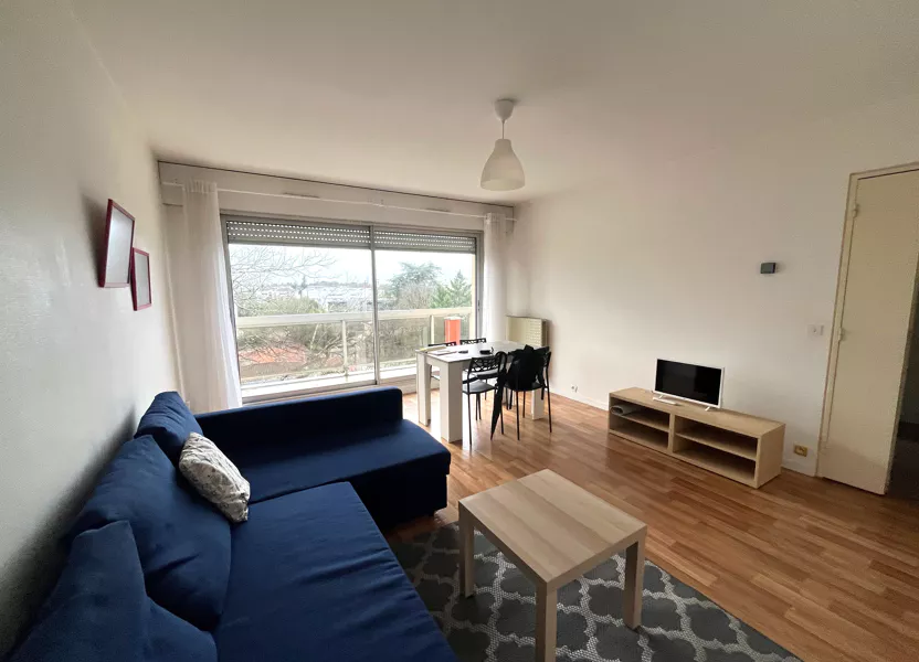 Flat Rue Lamartine in Talence