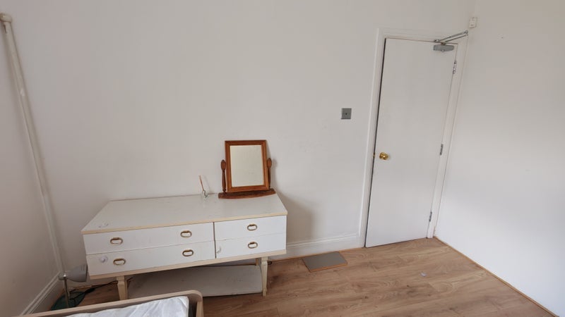 Room Brighton Road in Greater London