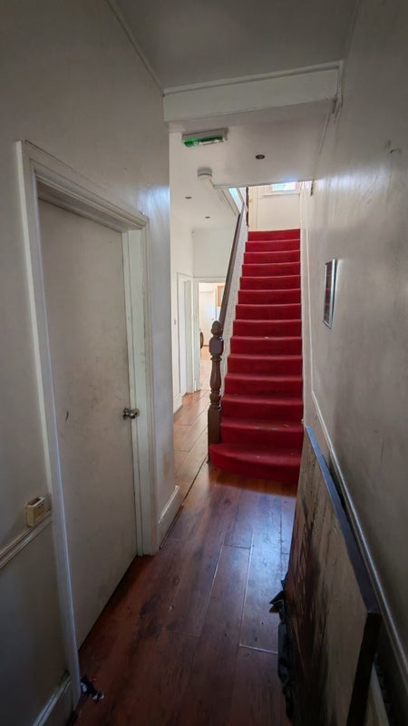 Room Brighton Road in Greater London