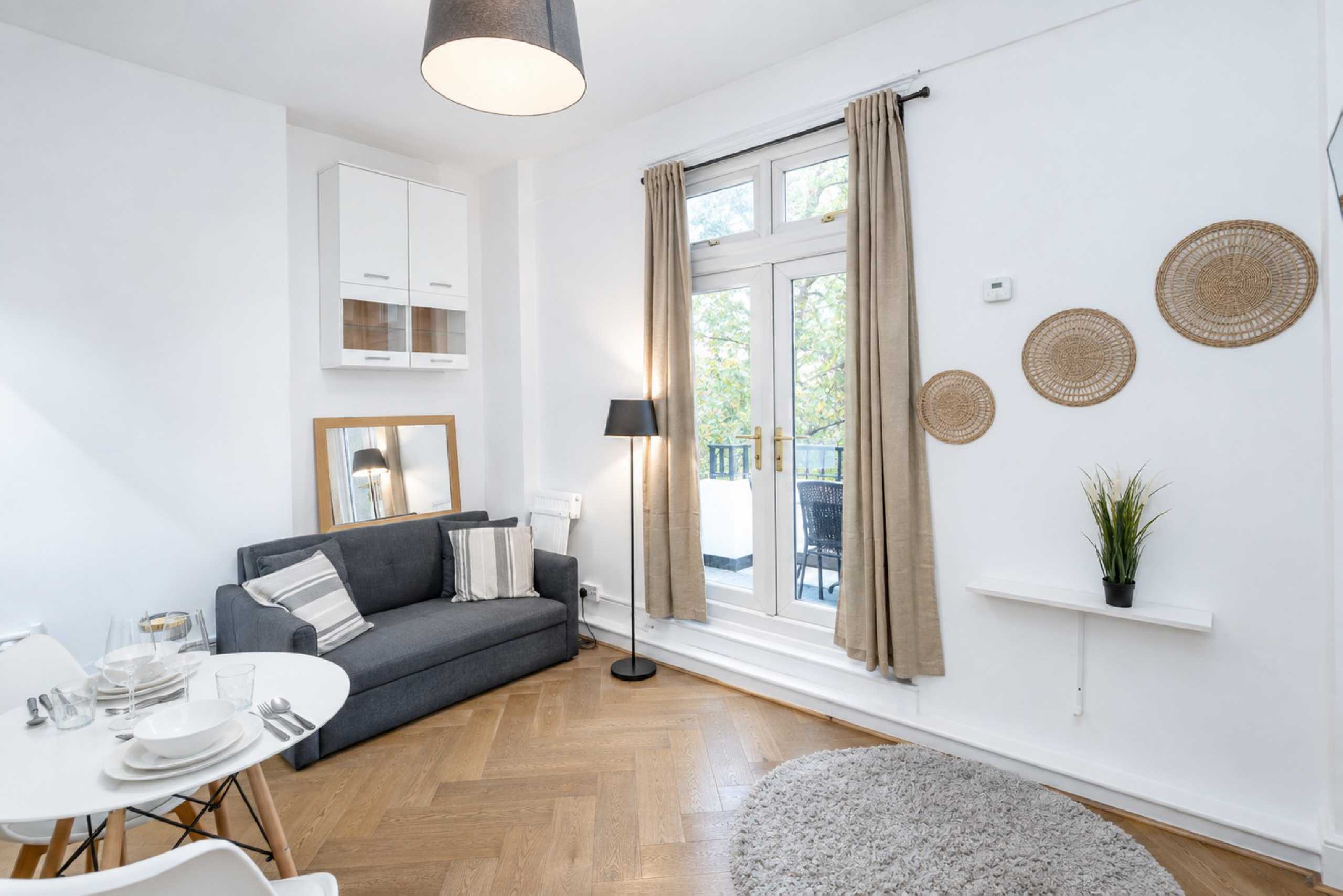 Flat Cambridge Gardens in Greater London