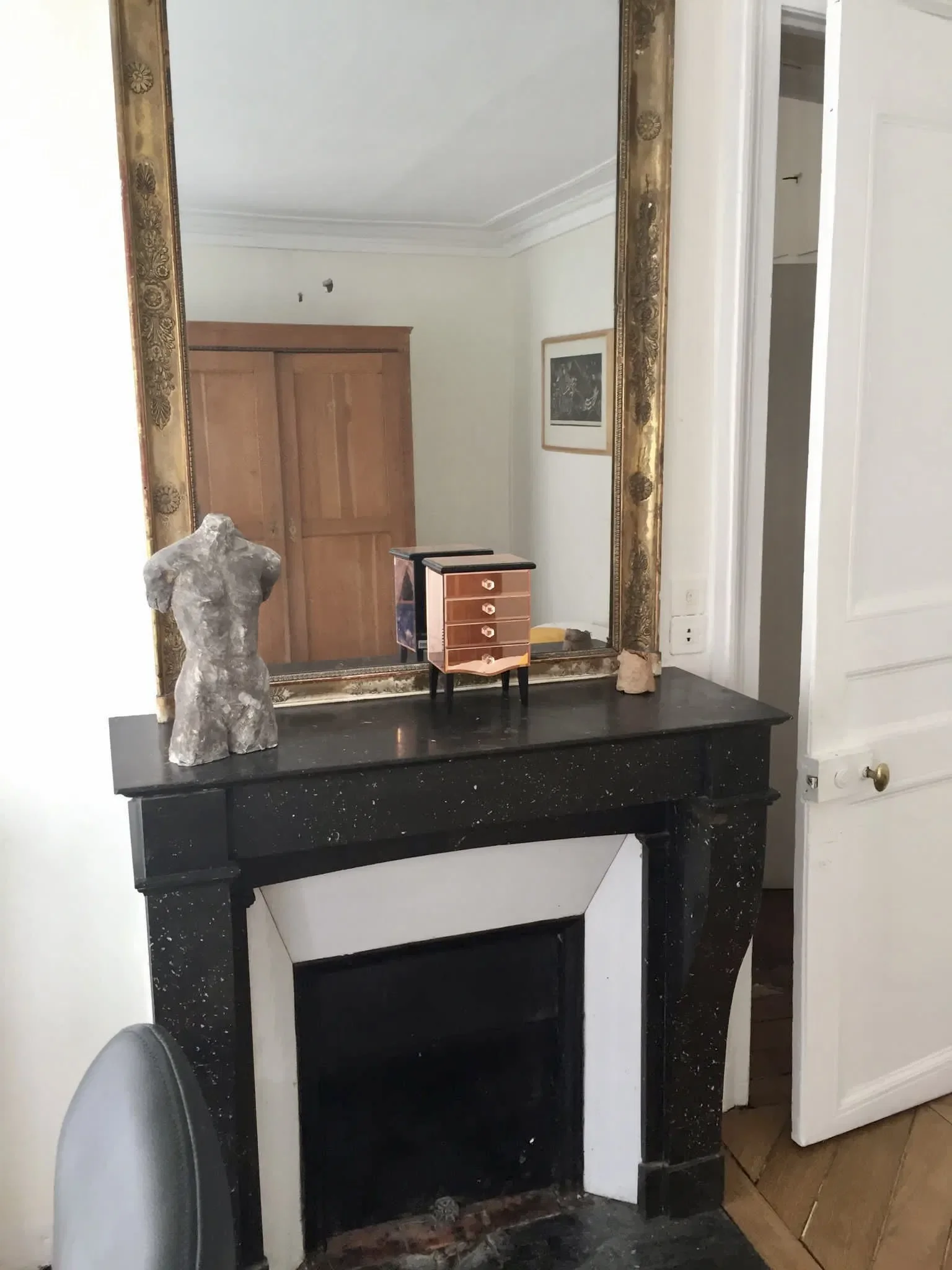 Room Rue de Grenelle in Paris