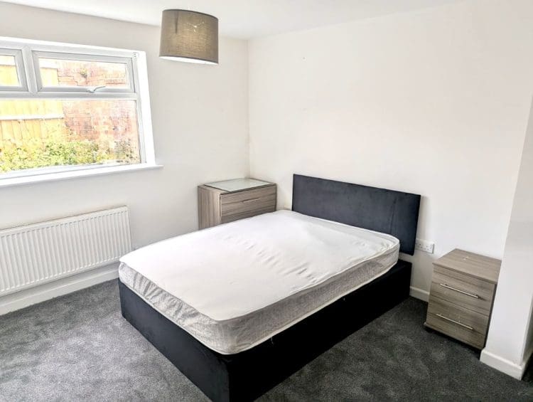 Room North Road in St Helens