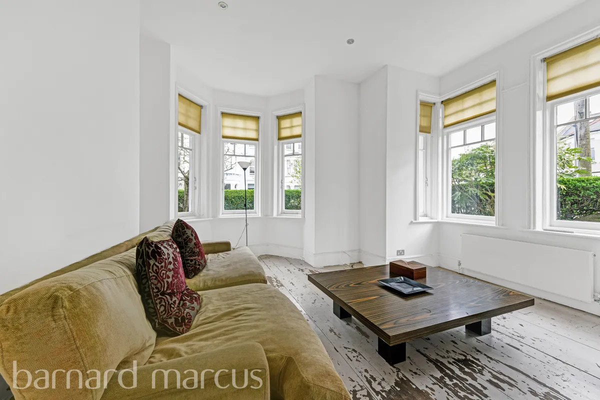 House Marjorie Grove in Greater London