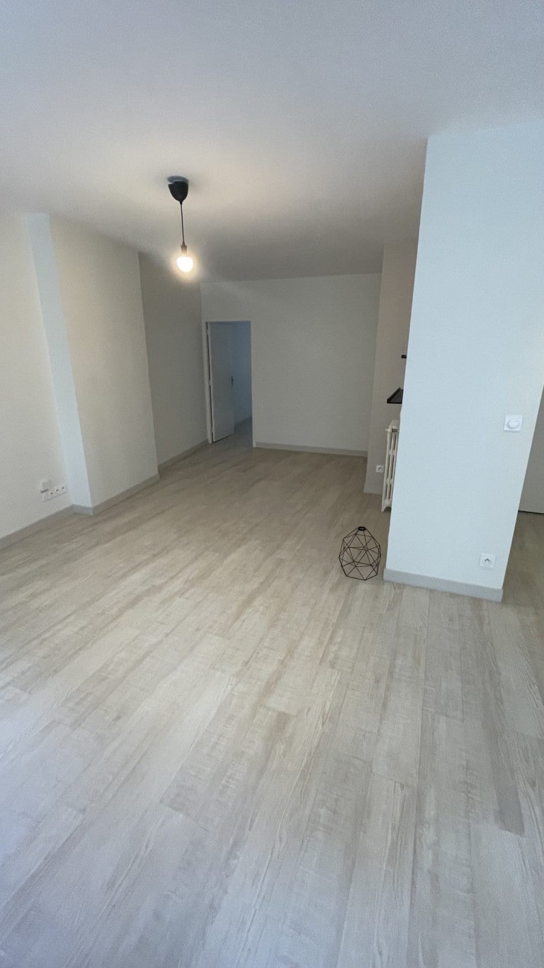 Flat Rue Louis Braille in Saint-Étienne