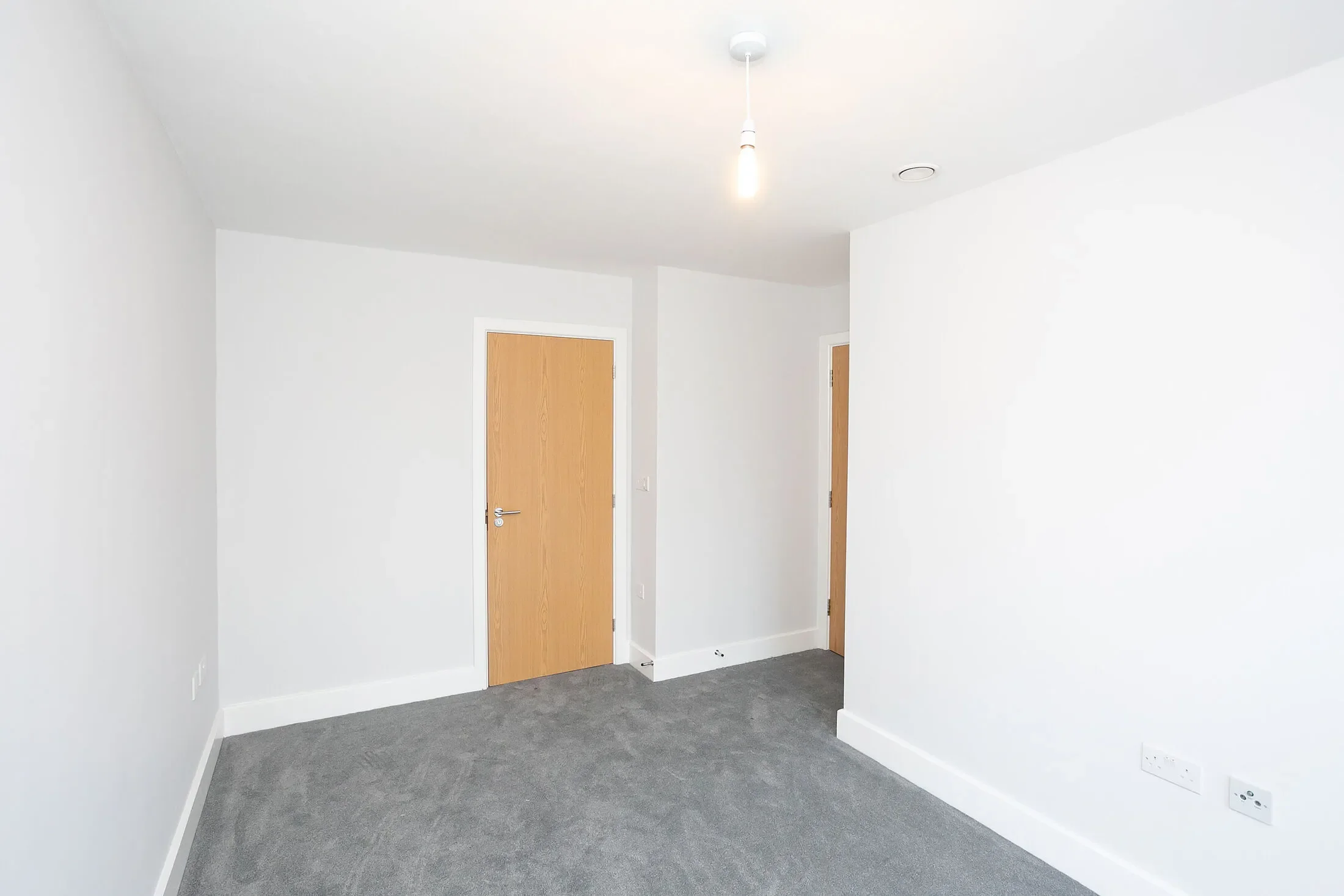 Flat Croxley Road in Dacorum