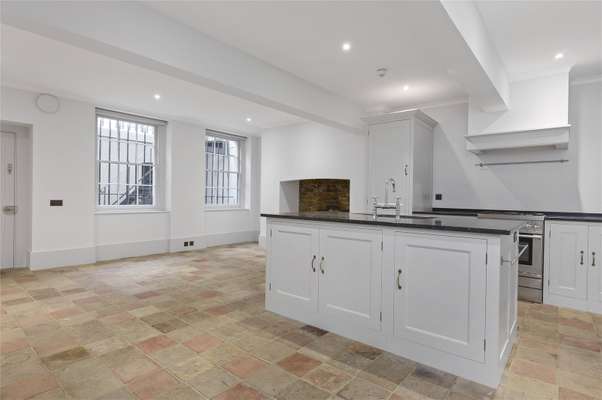 Flat Doughty Street in Greater London