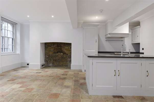Flat Doughty Street in Greater London