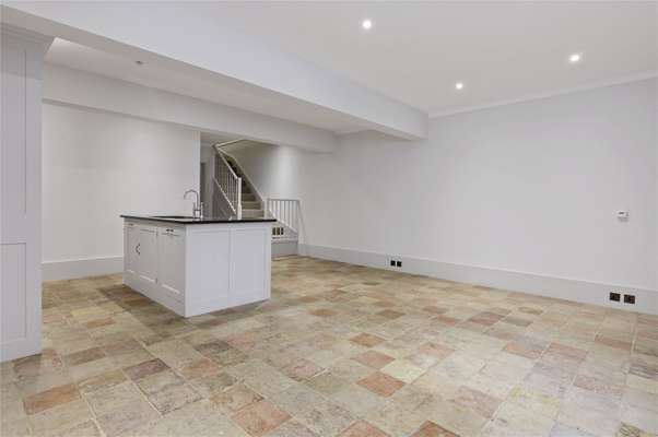 Flat Doughty Street in Greater London