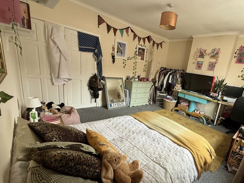 Room Salisbury Street in Bristol