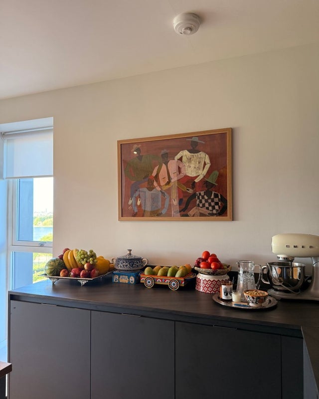 Room Wickford Way in Greater London
