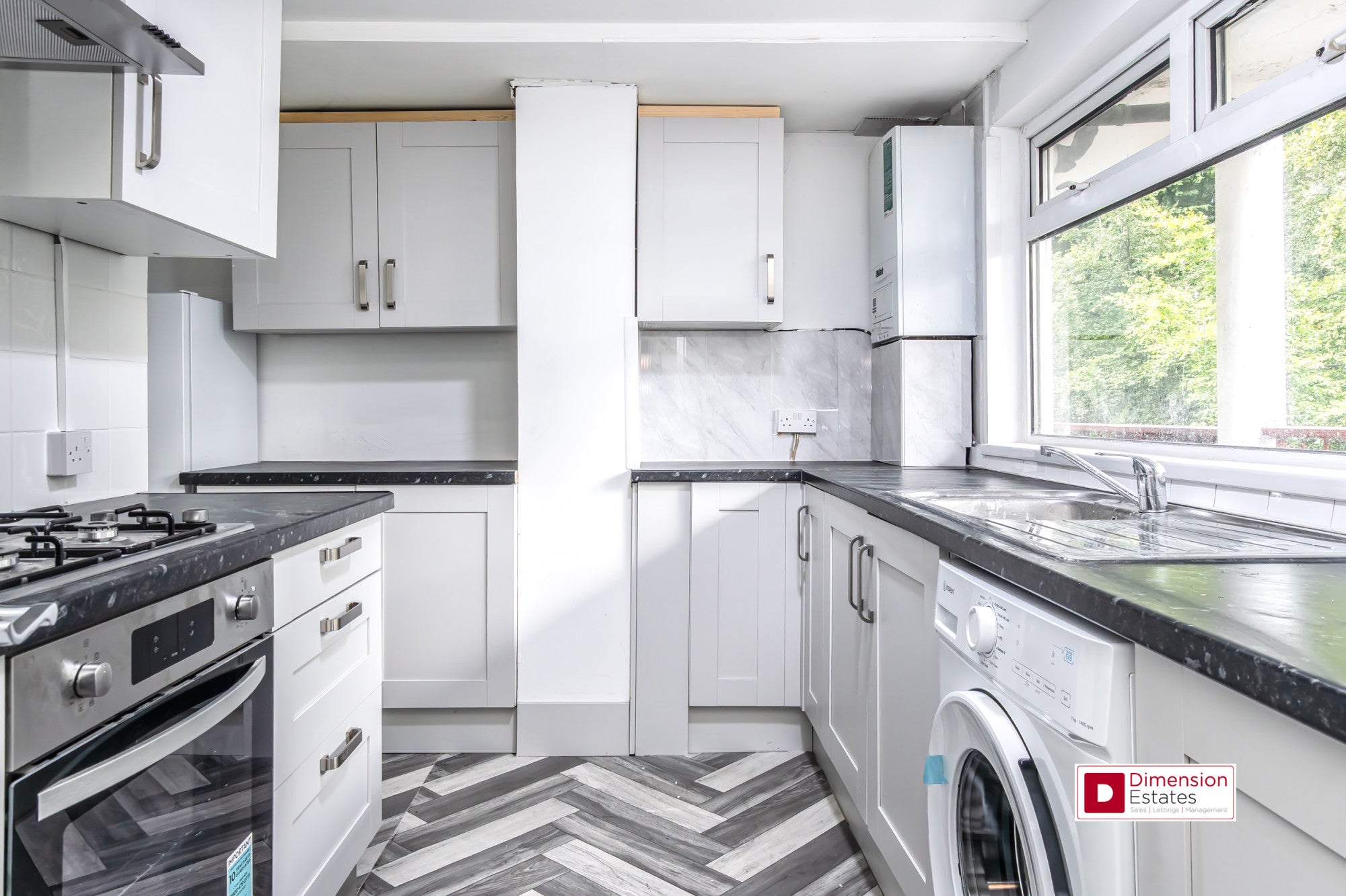 Flat Claremont Road in Greater London