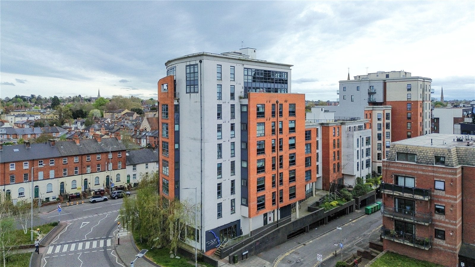 Flat Kennet Street in Reading
