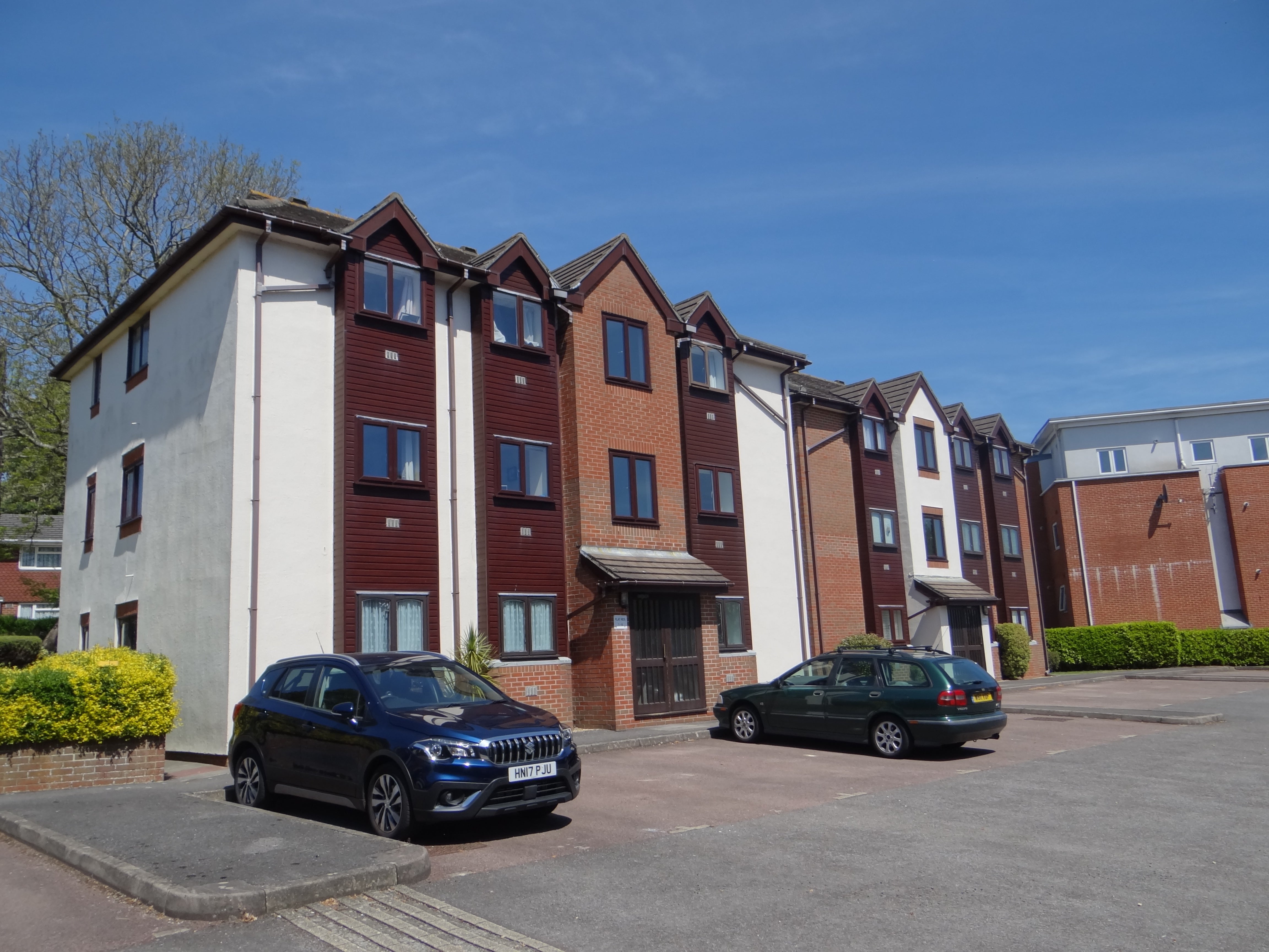 Flat Compass Point in Fareham