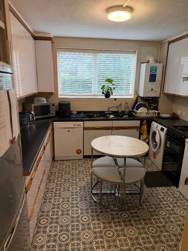 Room Parson Street in Greater London