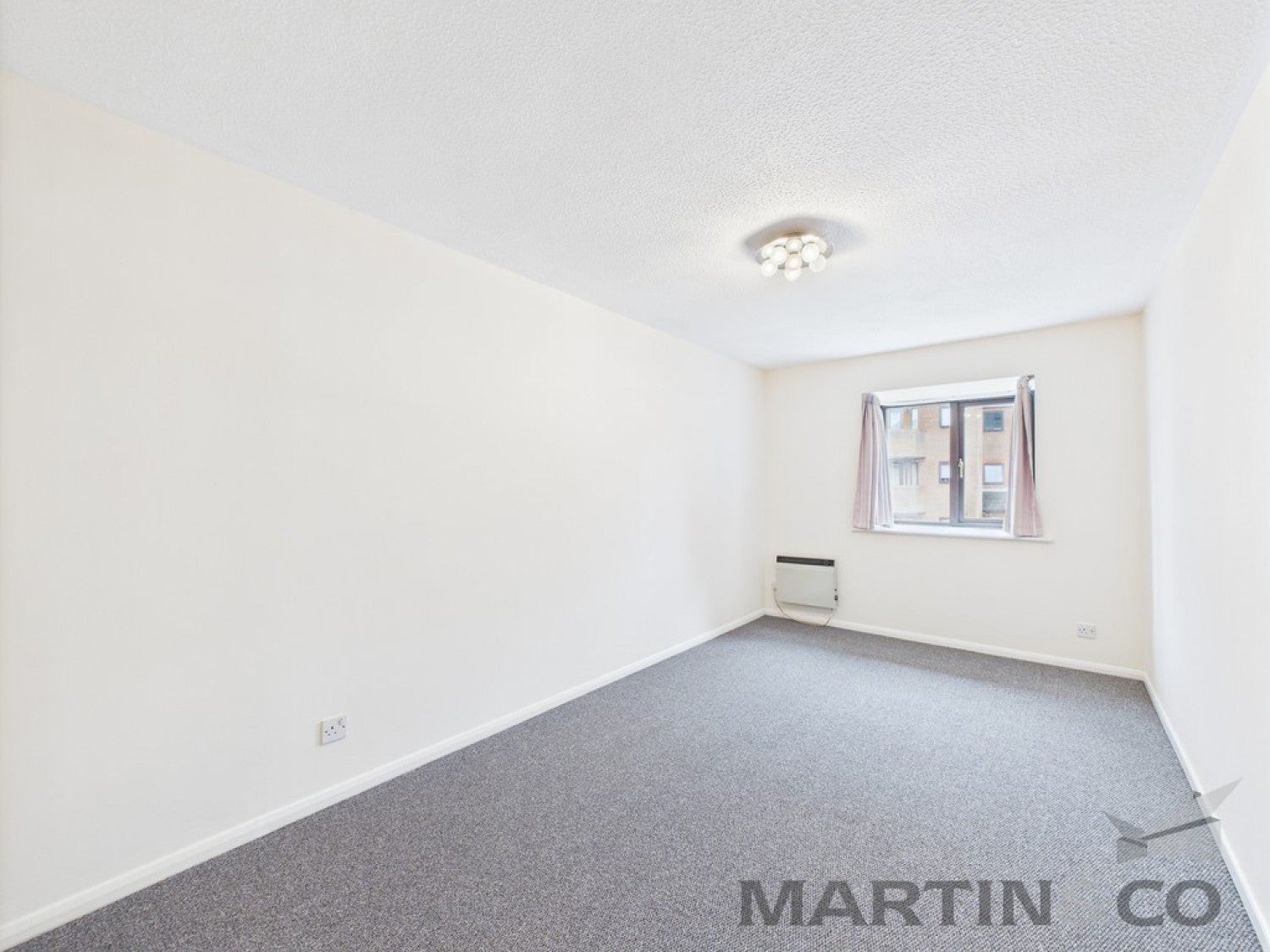 Flat Granville Road in St Albans