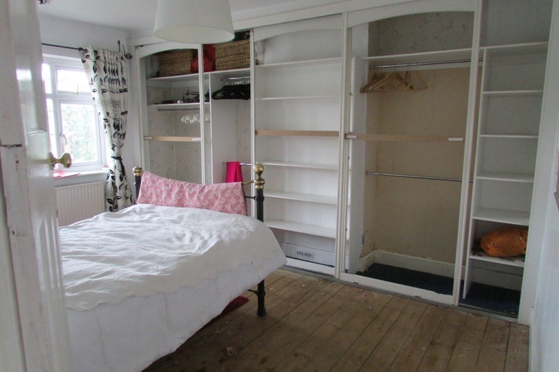 Room Woolacombe Road in Greater London